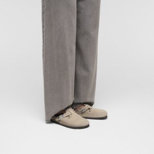 Boston Rivet Suede Leather – Taupe